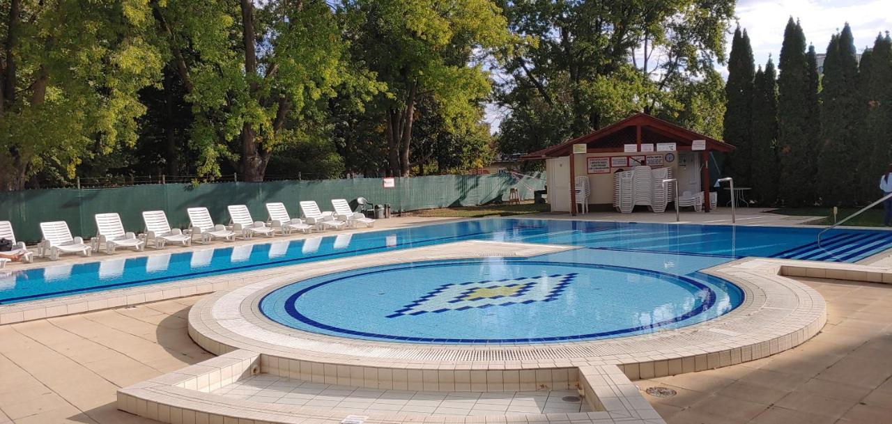 Panoráma Lux Wellness apartman Hajdúszoboszló Exterior foto